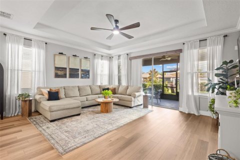 Casa en venta en Land O' Lakes, Florida, 5 dormitorios, 289.39 m2 № 1805249 - foto 18