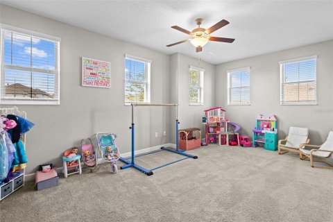 Casa en venta en Land O' Lakes, Florida, 5 dormitorios, 289.39 m2 № 1805249 - foto 25