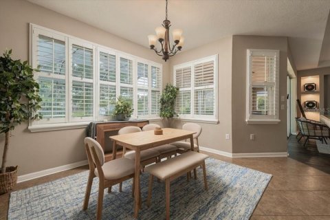 House in Plant City, Florida 4 bedrooms, 205.22 sq.m. № 2389460 - photo 7