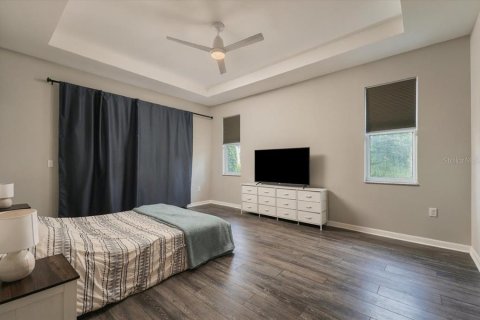 House in Plant City, Florida 4 bedrooms, 205.22 sq.m. № 2389460 - photo 29