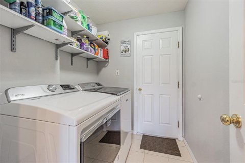 Casa en venta en San Antonio, Florida, 2 dormitorios, 119.84 m2 № 1918514 - foto 22