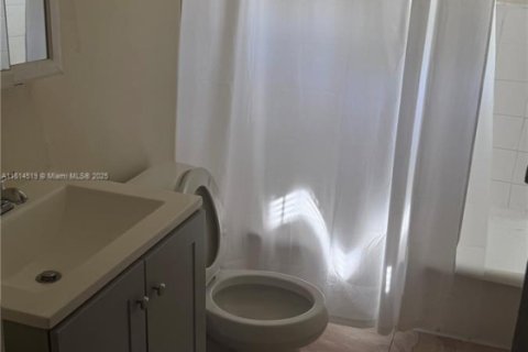 Copropriété à louer à Miami, Floride: 1 chambre, 41.81 m2 № 1942733 - photo 6