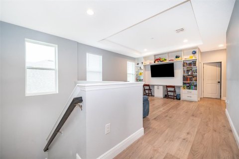 Casa en venta en Winter Garden, Florida, 5 dormitorios, 316.61 m2 № 1903623 - foto 25