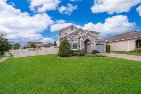 House in Winter Garden, Florida 5 bedrooms, 316.61 sq.m. № 1903623 - photo 4