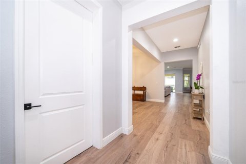 Casa en venta en Winter Garden, Florida, 5 dormitorios, 316.61 m2 № 1903623 - foto 8