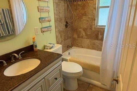 Villa ou maison à louer à Bradenton, Floride: 3 chambres, 156.73 m2 № 2418781 - photo 8