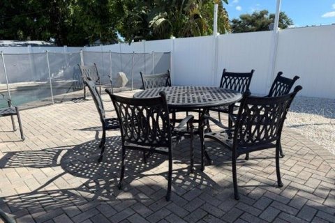 Villa ou maison à louer à Bradenton, Floride: 3 chambres, 156.73 m2 № 2418781 - photo 25