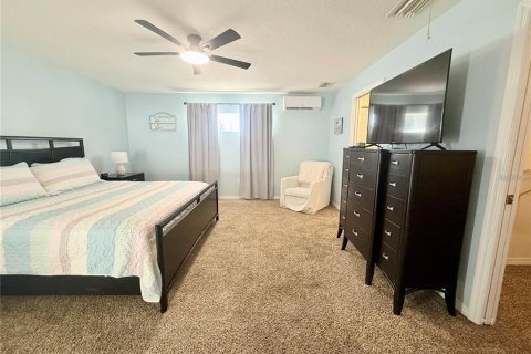 Villa ou maison à louer à Bradenton, Floride: 3 chambres, 156.73 m2 № 2418781 - photo 23