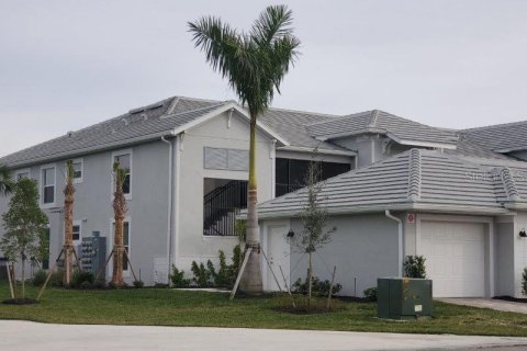 Copropriété à louer à Punta Gorda, Floride: 2 chambres, 145.76 m2 № 1754524 - photo 1
