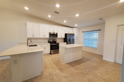 Copropriété à louer à Punta Gorda, Floride: 2 chambres, 145.76 m2 № 1754524 - photo 4