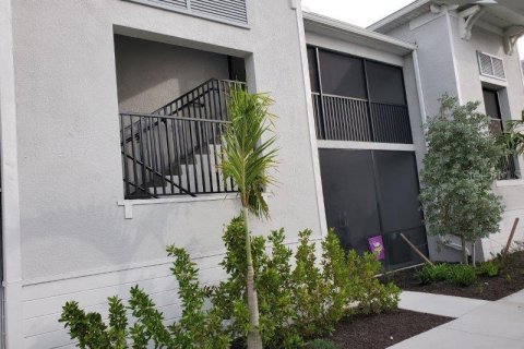 Copropriété à louer à Punta Gorda, Floride: 2 chambres, 145.76 m2 № 1754524 - photo 2
