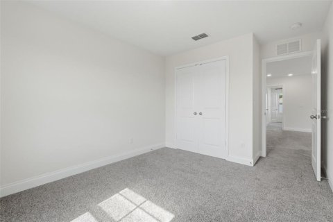House in Orlando, Florida 4 bedrooms, 232.72 sq.m. № 2199957 - photo 20