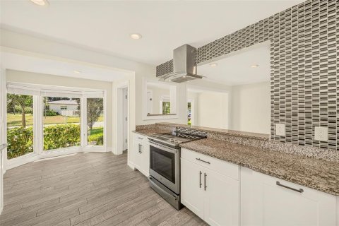 Villa ou maison à vendre à Clearwater, Floride: 5 chambres, 281.03 m2 № 2342613 - photo 12