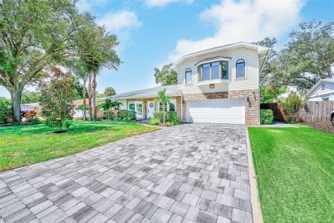 Villa ou maison à vendre à Clearwater, Floride: 5 chambres, 281.03 m2 № 2342613 - photo 5