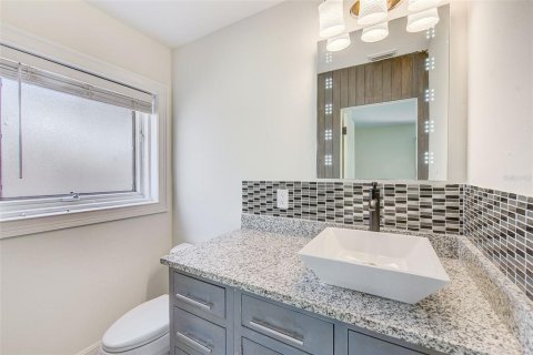 Villa ou maison à vendre à Clearwater, Floride: 5 chambres, 281.03 m2 № 2342613 - photo 25