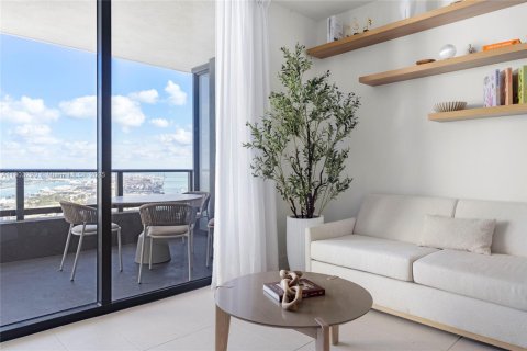 Condo à Miami, Floride, 3 chambres  № 2012105