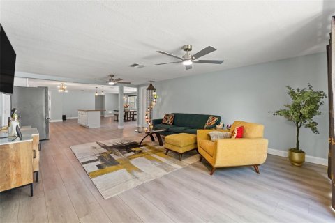 Casa en venta en Port Richey, Florida, 3 dormitorios, 159.05 m2 № 1904021 - foto 19