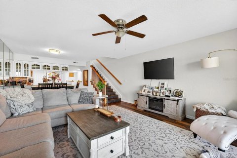 Touwnhouse à louer à Seminole, Floride: 3 chambres, 207.92 m2 № 2219364 - photo 18