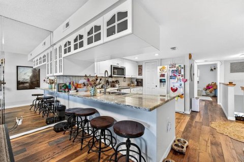 Touwnhouse à louer à Seminole, Floride: 3 chambres, 207.92 m2 № 2219364 - photo 11