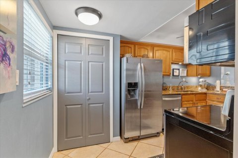 Condominio en venta en Cocoa Beach, Florida, 2 dormitorios, 102.29 m2 № 1684509 - foto 28