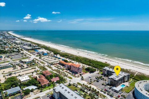 Condominio en venta en Cocoa Beach, Florida, 2 dormitorios, 102.29 m2 № 1684509 - foto 2