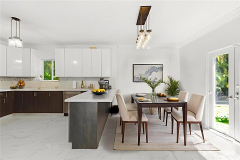 Купить виллу или дом в Майами, Флорида 4 спальни, 233.93м2, № 2034339 - фото 15