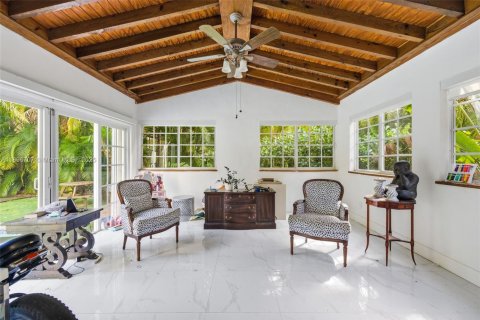 Купить виллу или дом в Майами, Флорида 4 спальни, 233.93м2, № 2034339 - фото 6