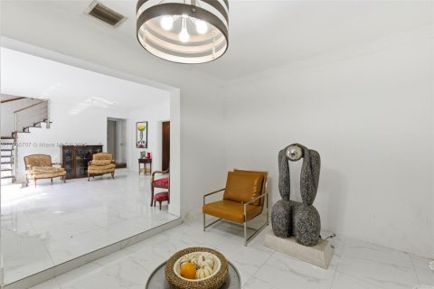 Купить виллу или дом в Майами, Флорида 4 спальни, 233.93м2, № 2034339 - фото 8
