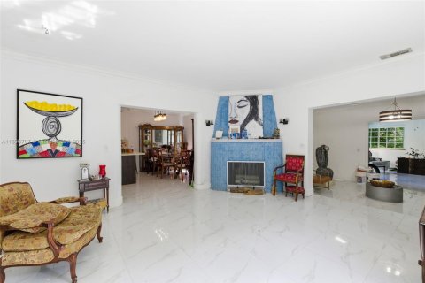 Купить виллу или дом в Майами, Флорида 4 спальни, 233.93м2, № 2034339 - фото 10