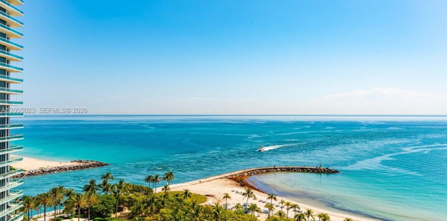 Studio à Condo à Bal Harbour, Floride № 2091053
