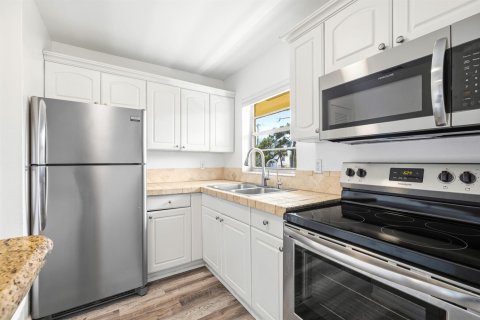 Condominio en venta en Oakland Park, Florida, 2 dormitorios, 56.58 m2 № 2245660 - foto 6