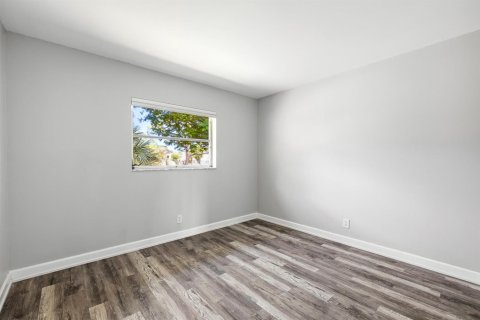 Condominio en venta en Oakland Park, Florida, 2 dormitorios, 56.58 m2 № 2245660 - foto 10