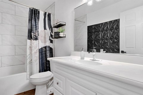 Villa ou maison à vendre à Apopka, Floride: 3 chambres, 180.42 m2 № 2236803 - photo 16