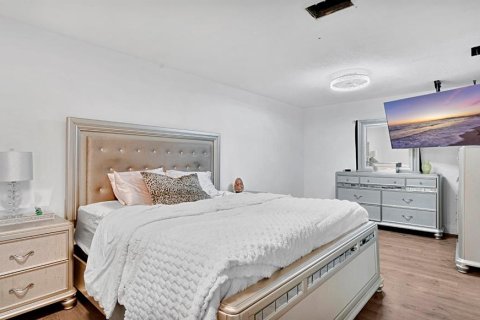 Villa ou maison à vendre à Apopka, Floride: 3 chambres, 180.42 m2 № 2236803 - photo 12