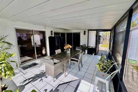 Купить виллу или дом в Майами, Флорида 3 спальни, 114.36м2, № 1997192 - фото 14