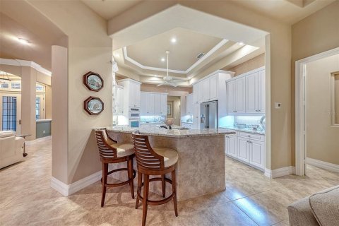 House in Englewood, Florida 4 bedrooms, 272.67 sq.m. № 2157630 - photo 23