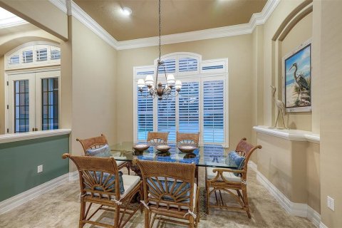 House in Englewood, Florida 4 bedrooms, 272.67 sq.m. № 2157630 - photo 16