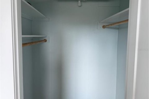 Купить кондоминиум в Сент-Пит-Бич, Флорида 4 комнаты, 84.54м2, № 2093684 - фото 11