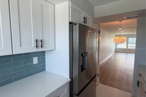 Купить кондоминиум в Сент-Пит-Бич, Флорида 4 комнаты, 84.54м2, № 2093684 - фото 20