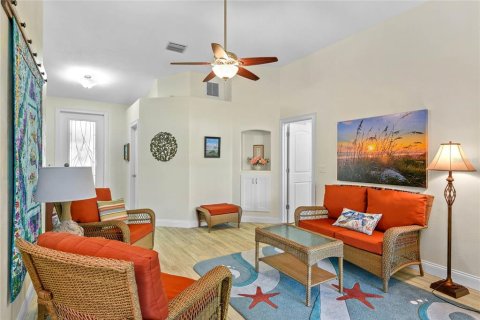 Casa en venta en New Smyrna Beach, Florida, 3 dormitorios, 193.98 m2 № 1876253 - foto 10