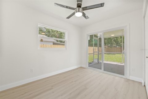 House in Oldsmar, Florida 3 bedrooms, 96.99 sq.m. № 1885480 - photo 19