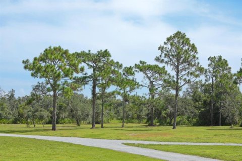 House in Myakka City, Florida 3 bedrooms, 130.43 sq.m. № 2218369 - photo 21