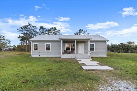House in Myakka City, Florida 3 bedrooms, 130.43 sq.m. № 2218369 - photo 13