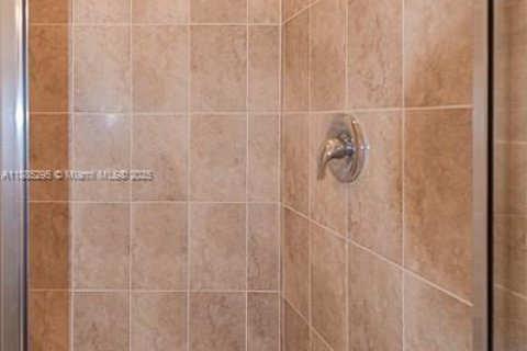 Touwnhouse à louer à Miami, Floride: 3 chambres, 168.34 m2 № 1931498 - photo 28