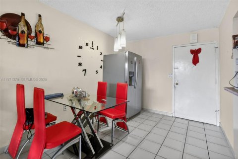 Condominio en venta en Miami, Florida, 2 dormitorios, 84.91 m2 № 2031999 - foto 5