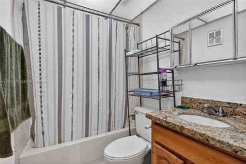 Condominio en venta en Miami, Florida, 2 dormitorios, 84.91 m2 № 2031999 - foto 19