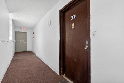 Condominio en venta en Miami, Florida, 2 dormitorios, 84.91 m2 № 2031999 - foto 4