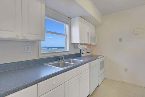 Copropriété à louer à Stuart, Floride: 2 chambres, 85.93 m2 № 2274353 - photo 6