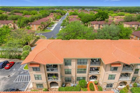 Copropriété à vendre à Davenport, Floride: 2 chambres, 96.53 m2 № 2148542 - photo 2