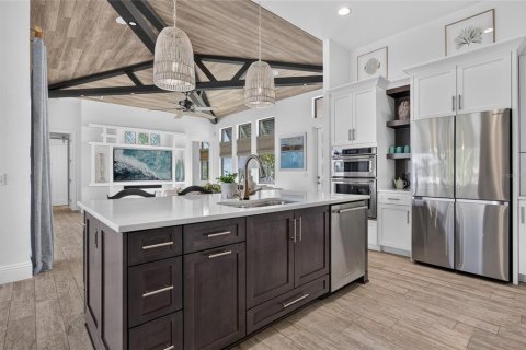 Villa ou maison à vendre à Punta Gorda, Floride: 3 chambres, 219.06 m2 № 2424012 - photo 11